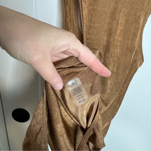 Alix NYC Hart Scoop Neck Metallic Bronze Thong Bodysuit Size Small - Picture 6 of 7